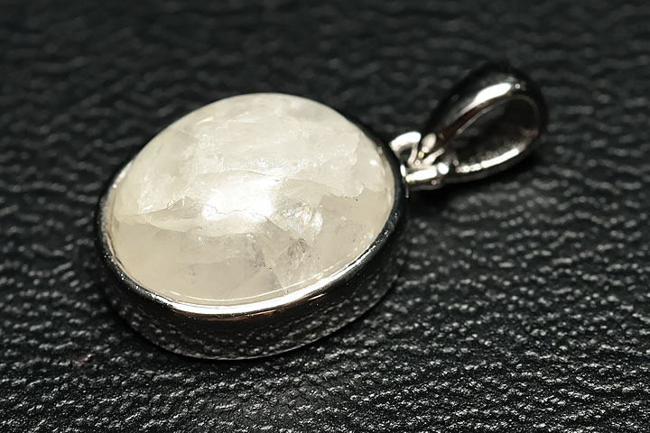 3.15ctフェナカイトペンダントトップ　シルバー925フレーム　ファイナルグレード