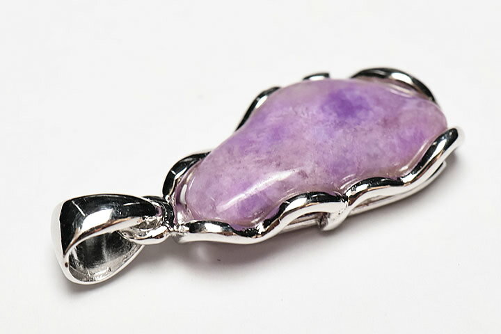 ピンクスギライトペンダントトップ プレミアムグレード