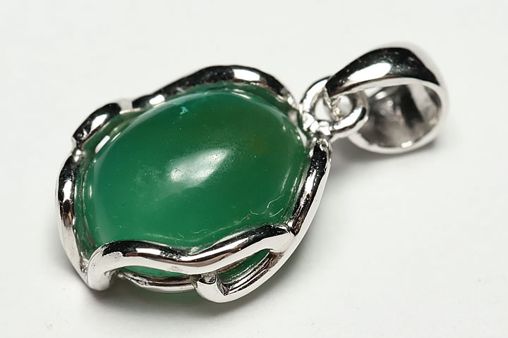 宝石質ジェムシリカペンダントトップ ペルー産