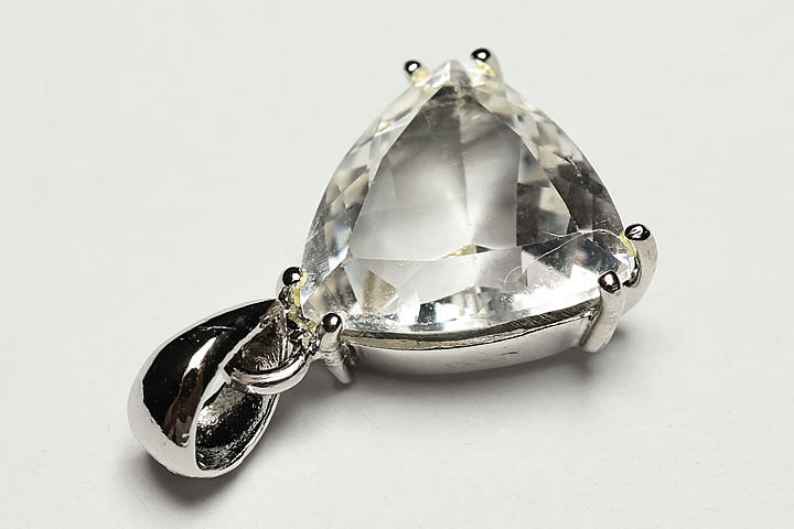 ロシアンレムリアンTMペンダントトップ　ロシア　ウラル産　ガイガーミネラル社正規品