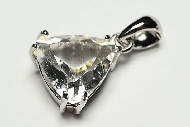 ロシアンレムリアンTMペンダントトップ　ロシア　ウラル産　ガイガーミネラル社正規品