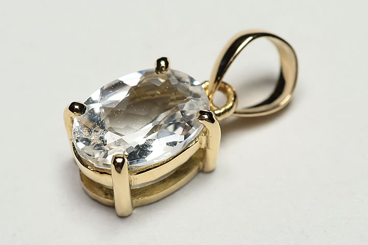 0.60ctフェナカイトK18ペンダントトップ　ファイナルグレード++ ブラジル産 鑑別書付き!