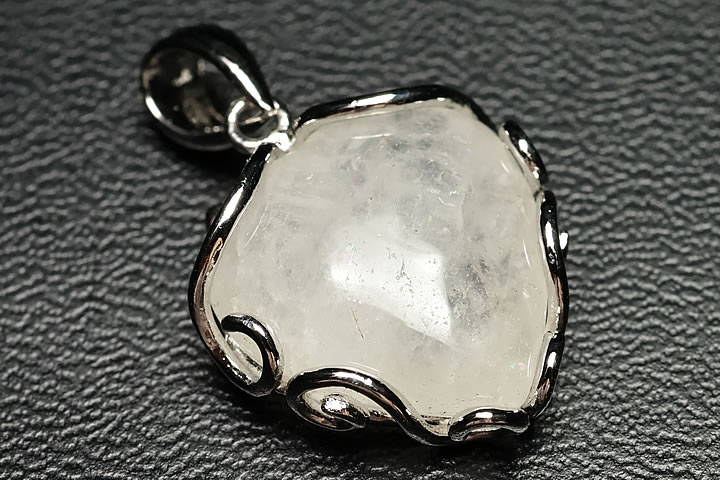 (横穴) 『キリーク』 1粒売り 梵字 オニキス 14mm 阿弥陀如来/戌 亥（いぬ い） パワーストーン バラ売り 天然石 ばら売り ビーズ 穴あき 1玉売り アクセサリー パーツ ハンドメイド アクセサリーパーツ 材料 天然石ビーズ パワーストーンビーズ ゴールド 金色