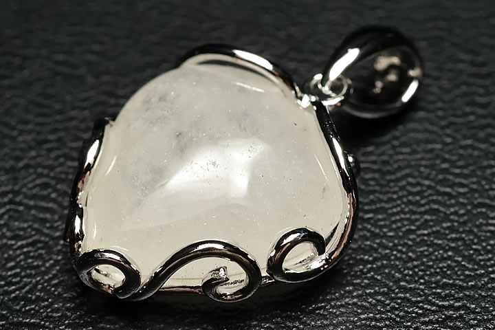 アゼツライトハートペンダントトップ(プログラミング済ノースカロライナ州産)