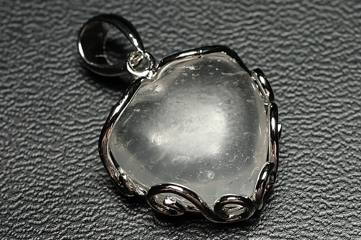 サチャロカアゼツライトプレミアムハートペンダントトップ(プログラミング済)