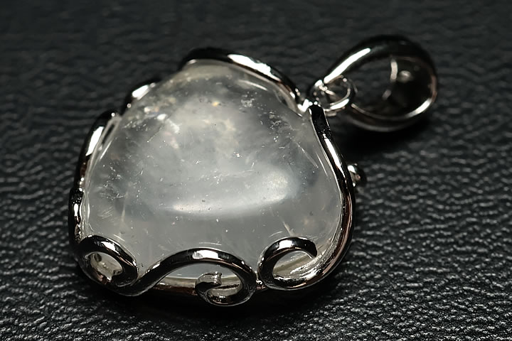 サチャロカアゼツライトプレミアムハートペンダントトップ(プログラミング済)