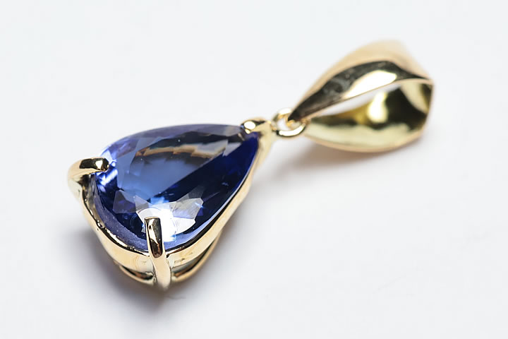 1.00ct宝石質タンザナイトペンダントトップ　ファイナルグレード++++++　18金