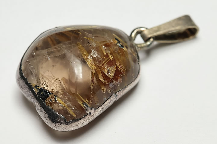 ゴールドルチル ラフ磨きペンダントトップ