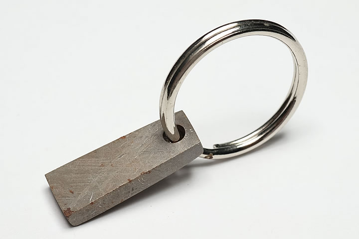 ナチュラルギベオン　キーホルダー ナミビア産