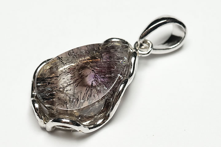 エスピリット・サント産エレスチャルスーパーセブンペンダントトップ