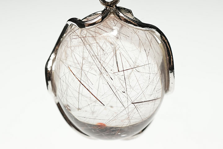 レッドルチルペンダントトップ