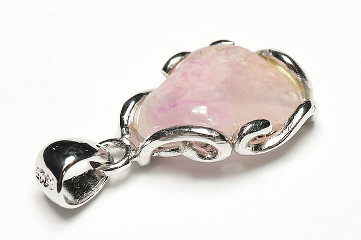 ピンクスギライトペンダントトップ 宝石質グレード++