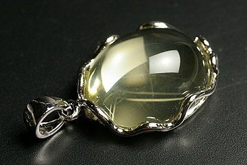 トップグレードグリーンメタモルフォーゼスペンダントトップ 　限定品