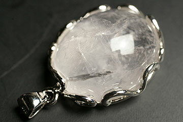 リアルメタモルフォーゼスペンダントトップ 　限定品