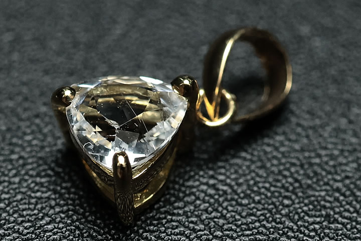 0.37ctフェナカイトK18ペンダントトップ　ファイナルグレード++ ブラジル産 鑑別書付き!