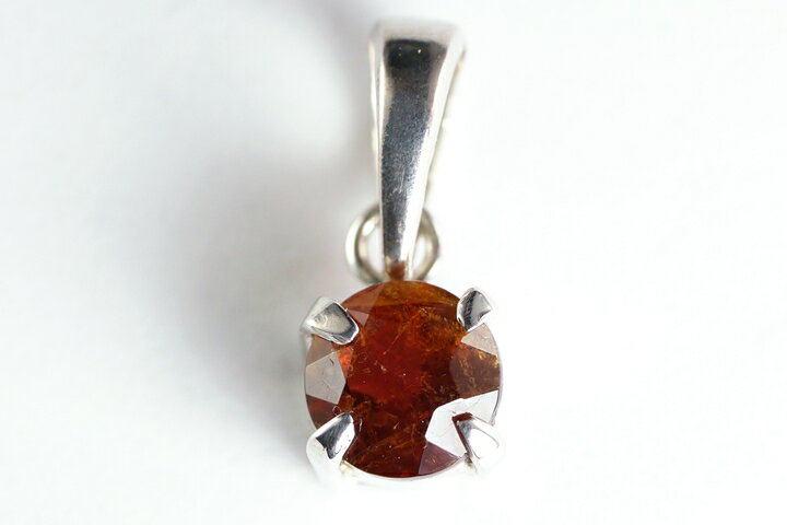 0.37ct ゴールデンアイオライトペンダントトップ(コーディライト) ファイナルグレード++ シルバー925フ..