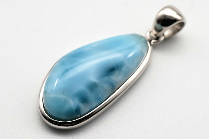 ラリマーペンダントトップハイパープレミアム