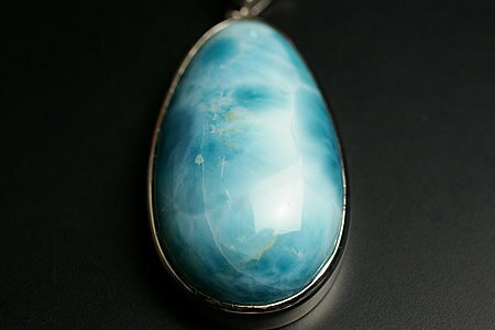 ラリマーペンダントトップハイパープレミアム