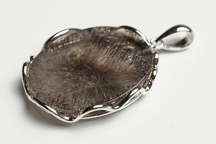 エレスチャルスーパーセブンペンダントトップ　エスピリット・サント産