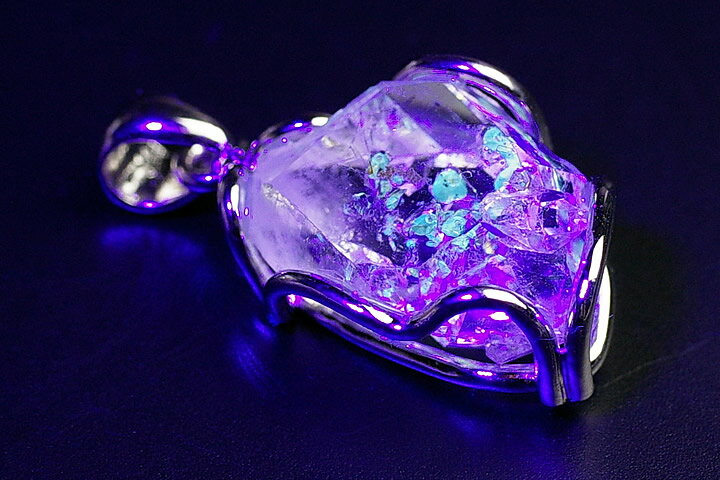 オイルクォーツペンダントトップ　プレミアムグレード