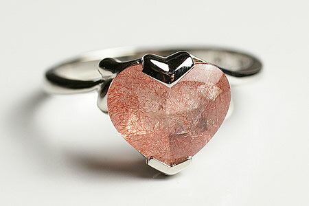 ロシア産ストロベリークォーツハートリング　12号