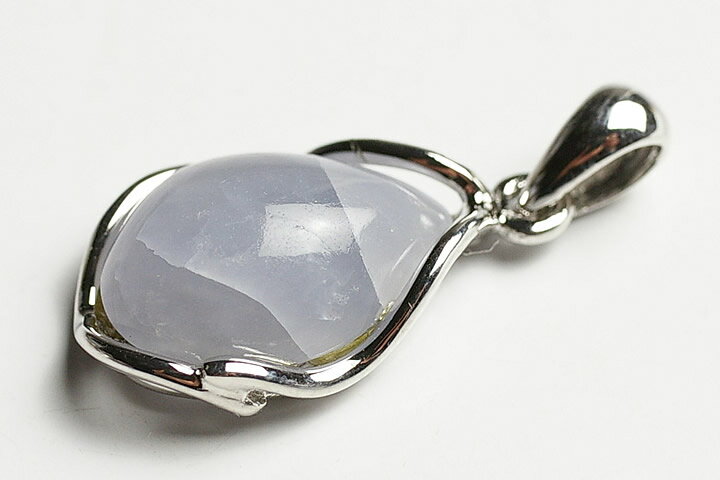 ビルマ産ハックマナイトペンダントトップ