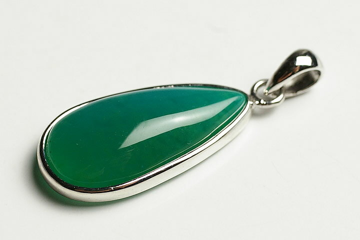 ファイナルグレード！ジェムシリカペンダントトップ　ペルー産