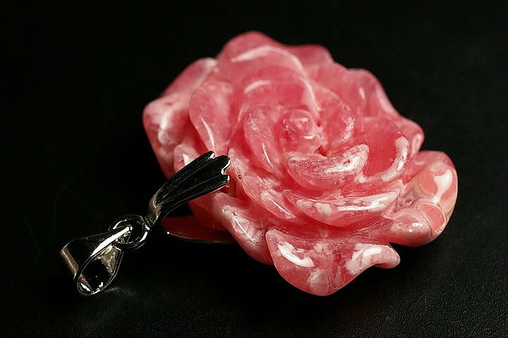 インカローズ　ローズカットペンダントトップ