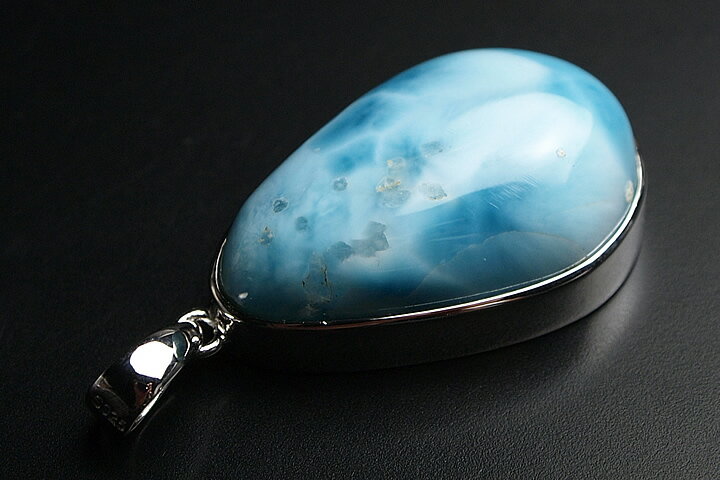 ラリマーペンダントトップハイパープレミアム