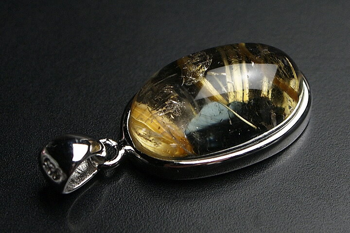 太陽ルチルペンダントトップ プレミアムグレード