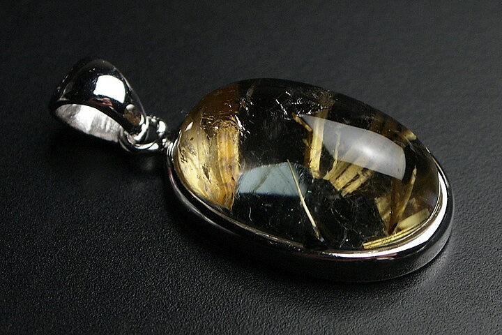 太陽ルチルペンダントトップ プレミアムグレード