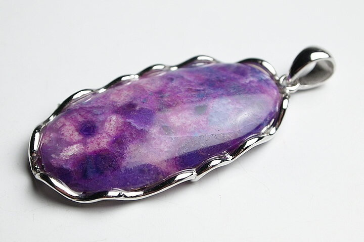 ピンクスギライトペンダントトップ ファイナルグレード