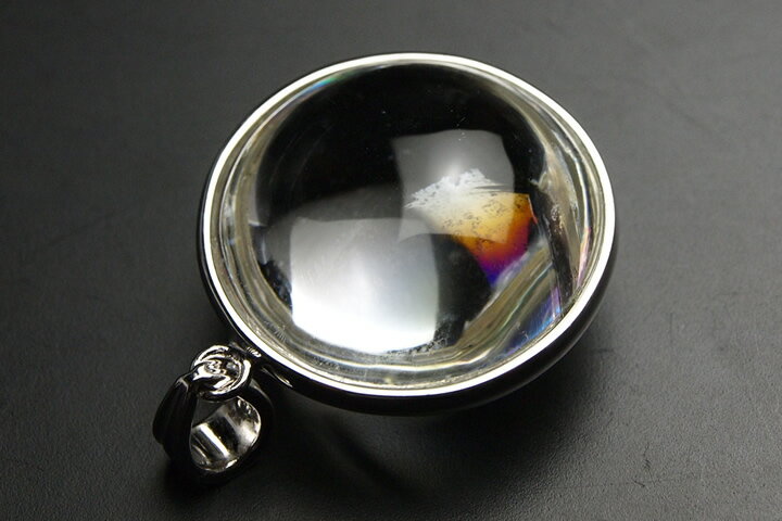 天然レインボークォーツペンダントトップ マダガスカル産