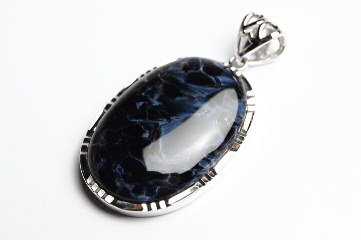 ブルーピーターサイトペンダントトップファイナルグレード++　南アフリカ産