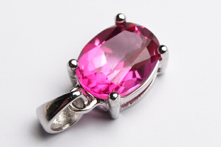 最高級品　ピンクトパーズオーバルカットペンダントトップ ブラジル産 0.9×0.7×0.5cm