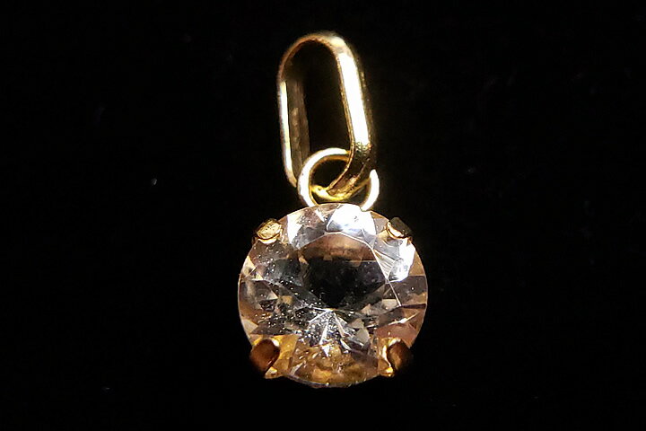 宝石質k18モルガナイトカットペンダントトップ 　トップ部分:0.5×0.5×0.3cm