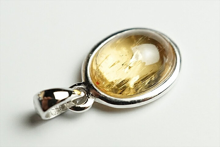 インペリアルトパーズペンダントトップ ジェムグレード