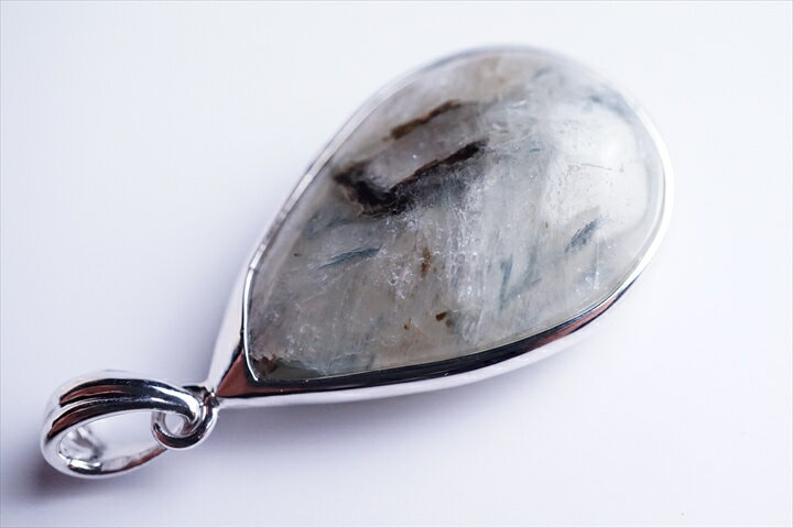 ヒマラヤエンジェルライト(アースシードライト)ペンダントトップ