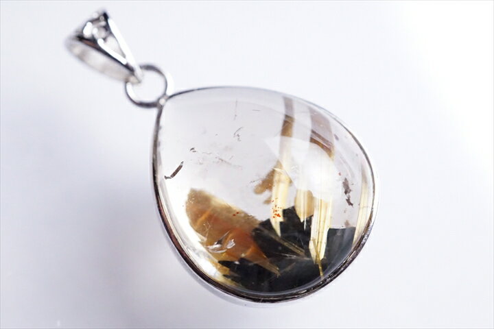 太陽ルチルペンダントトップ　ファイナルグレード