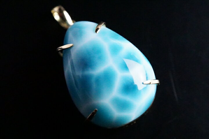 ラリマーペンダントトップK18 ファイナルグレード+++++ 特大サイズ　鑑別書付き！38.42ct