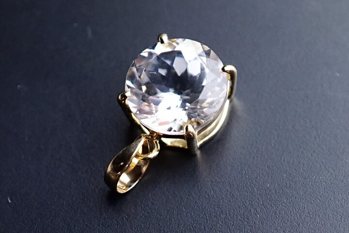 2.00ctダンビュライトラウンドカットペンダントトップ K18　メキシコ産　鑑別書付き