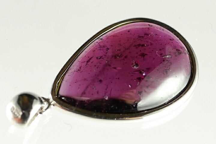 大きい！ロードライトガーネットペンダントトップ　ファイナルグレード++ ブラジル産