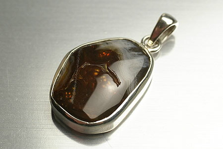 ファイヤーアゲートペンダントトップ