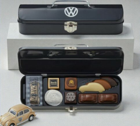 商品情報チョコレート種類A：ストロベリーB：パッションフルーツC：プレーン（ホワイト·エキストラミルク·スイート）D：ミルクE：キャラメルF：ミルク（アーモンド）賞味期限：2026年4月30日