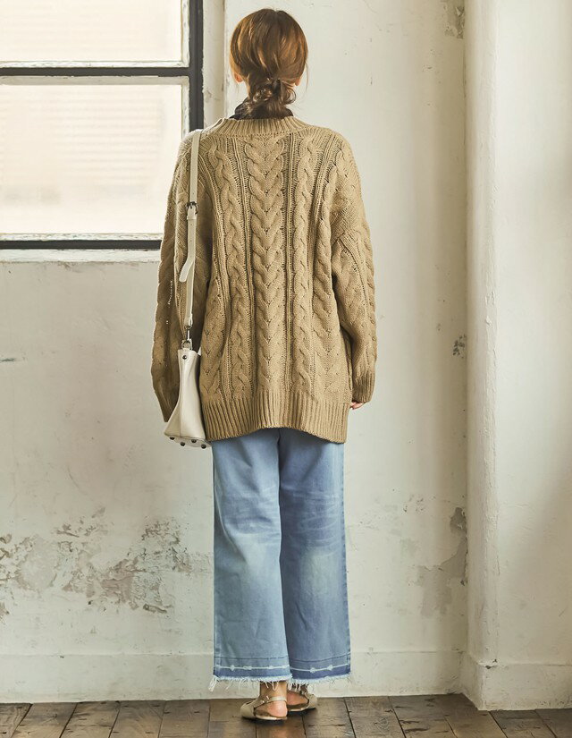 ≪サマーフェアMAX70％OFF≫リラックス感が魅力のケーブルニットカーデMサイズ ローゲージケーブルニットカーディガン レディース ケーブル編み 羽織り カジュアル 長袖[秋冬][あす楽対応]