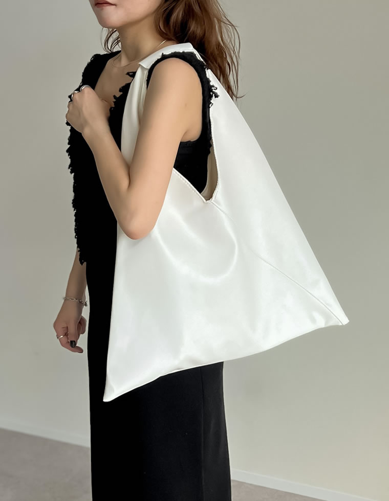 【OUTLET】サンカクトートバッグ レディース 春 夏 秋 冬 リエディ バッグ トート...