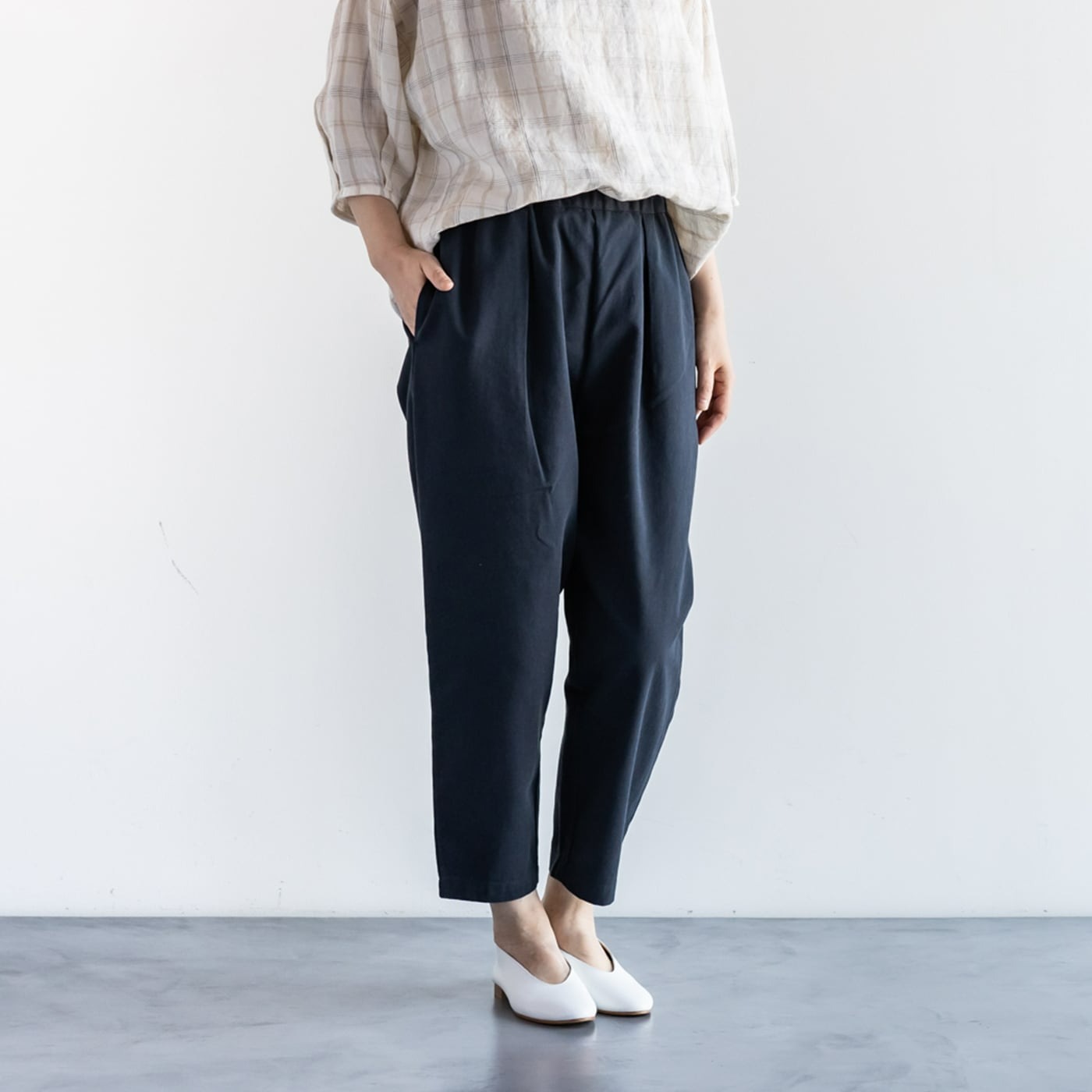 HEAVENLY ヘブンリー レディース パンツ KATSURAGI FRONT TUCK PANTS / カツラギ フロント テーパード パンツ 全1色 Navy レディースフリー 2223131