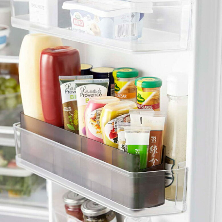 タワー 冷蔵庫中スリム調味料収納ラック tower ブラック 8108 TOWER 山崎実業 SNSで話題 チューブ収納 ..