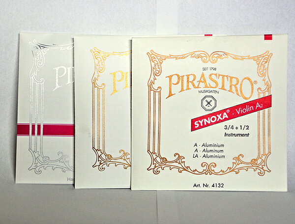 【商品説明】　A線はナイロン/アルミ巻を用いた3/4+1/2弦となります。【商品内容】　A弦:4132　ナイロン/アルミ巻　D弦:4133　ナイロン/アルミ巻　G弦:4134　ナイロン/シルバー巻　サイズ:3/4+1/2