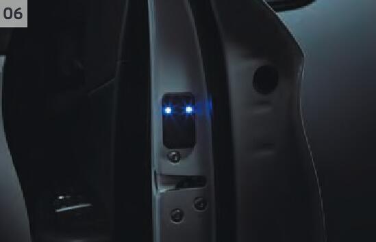 【楽天スーパーSALE！ 店内全品ポイント3倍 12/3 20:00~12/11 01:59 】アウトランダー電池式セーフティーイルミネーション MZ590975 GN0W 三菱 純正 アクセサリー パーツ OUTLANDER